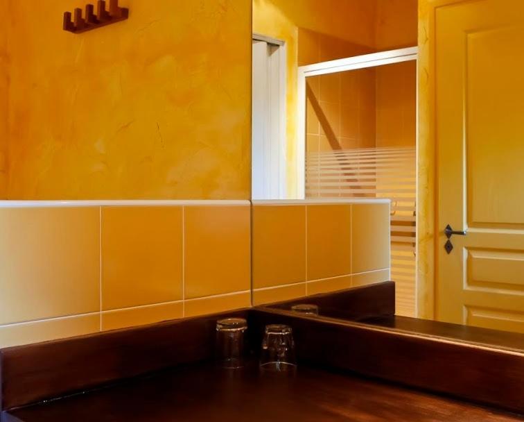 Auberge Du Vernay Charette (Isere) Quarto foto